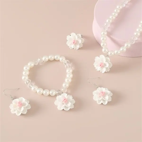 Four-piece cute fresh pearl flower necklace set | চার পিসের কিউট ও ফ্রেশ পার্ল ফ্লাওয়ার নেকলেস সেট